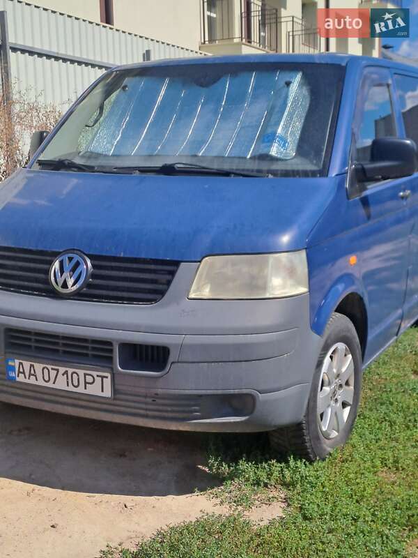 Минивэн Volkswagen Transporter 2004 в 