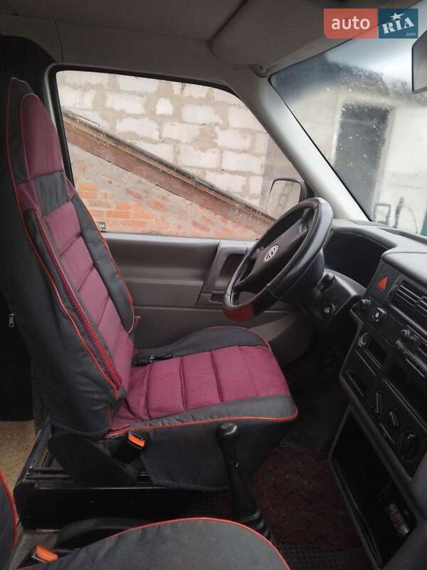 Мінівен Volkswagen Transporter 2002 в Чернігові