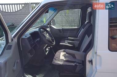 Минивэн Volkswagen Transporter 2002 в 