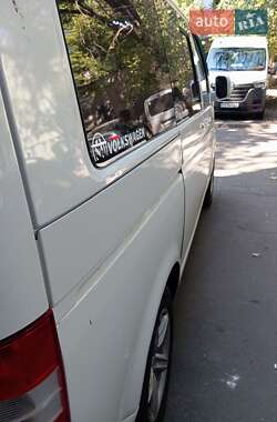 Минивэн Volkswagen Transporter 2006 в 