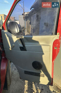 Минивэн Volkswagen Transporter 1996 в 