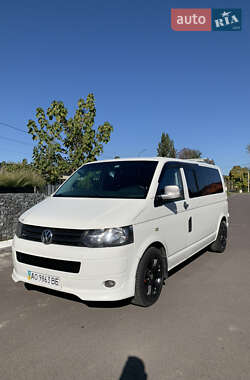 Минивэн Volkswagen Transporter 2006 в Иршаве