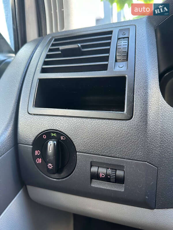 Минивэн Volkswagen Transporter 2015 в Буче фото 12 Минивэн Volkswagen Transporter 2015 в Буче