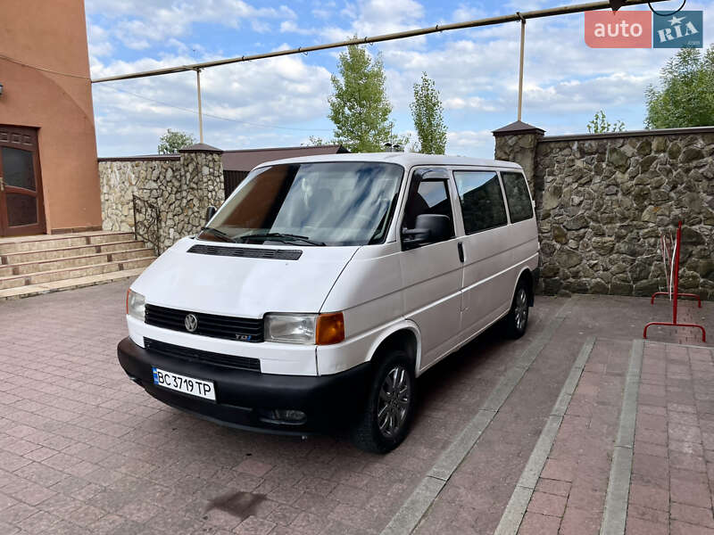 Минивэн Volkswagen Transporter 2003 в Стрые