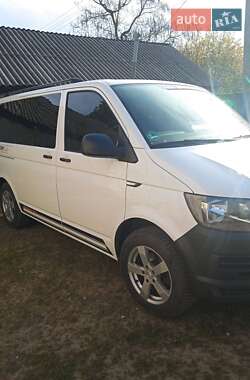 Минивэн Volkswagen Transporter 2017 в 
