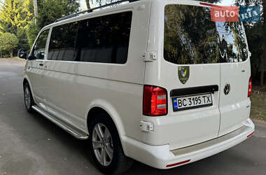 Минивэн Volkswagen Transporter 2016 в 