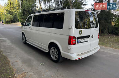 Минивэн Volkswagen Transporter 2016 в 