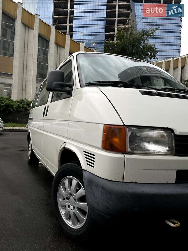 Мінівен Volkswagen Transporter 2003 в Києві