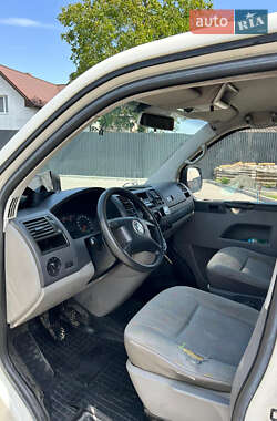 Грузовой фургон Volkswagen Transporter 2004 в 