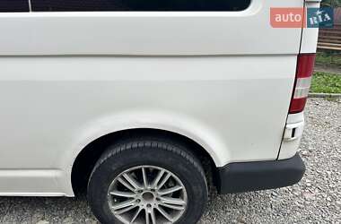 Минивэн Volkswagen Transporter 2004 в 