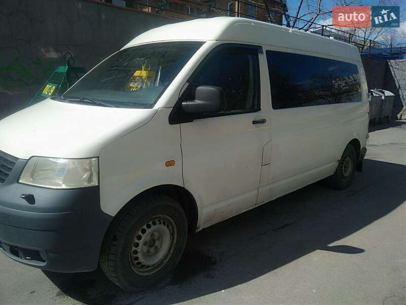 Минивэн Volkswagen Transporter 2006 в Обухове