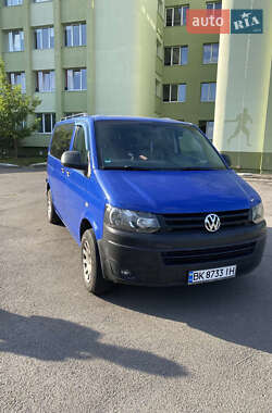 Мінівен Volkswagen Transporter 2010 в Рівному