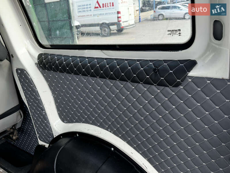 Минивэн Volkswagen Transporter 2005 в Луцке