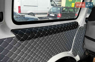 Минивэн Volkswagen Transporter 2005 в 