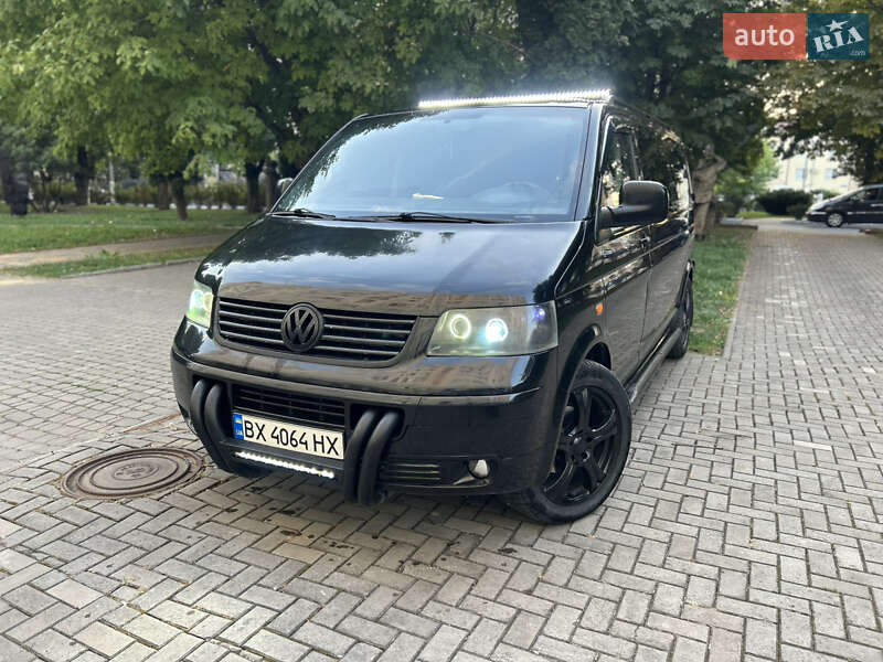 Минивэн Volkswagen Transporter 2006 в 