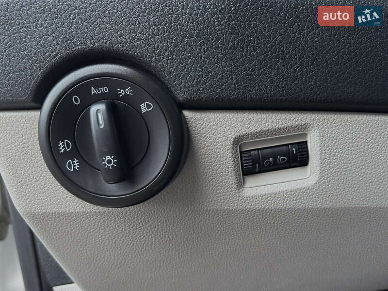 Грузопассажирский фургон Volkswagen Transporter 2015 в Одессе
