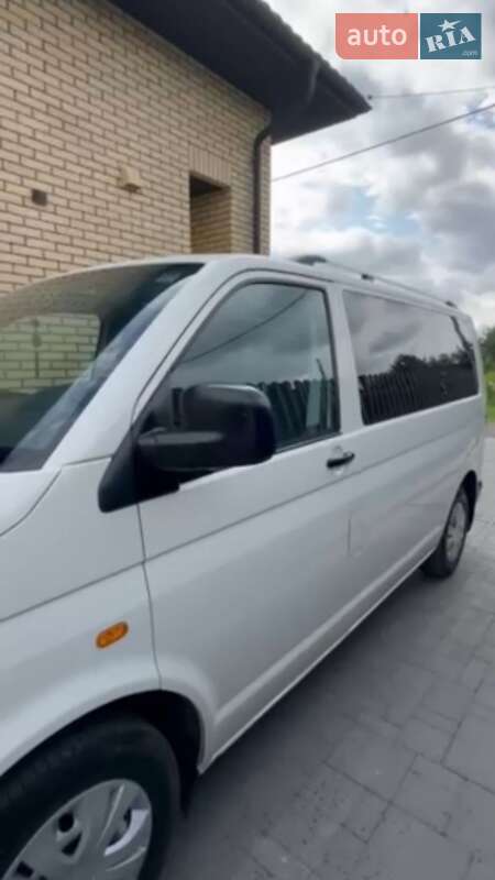 Минивэн Volkswagen Transporter 2006 в Полтаве
