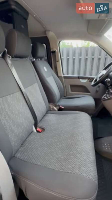 Минивэн Volkswagen Transporter 2006 в Полтаве