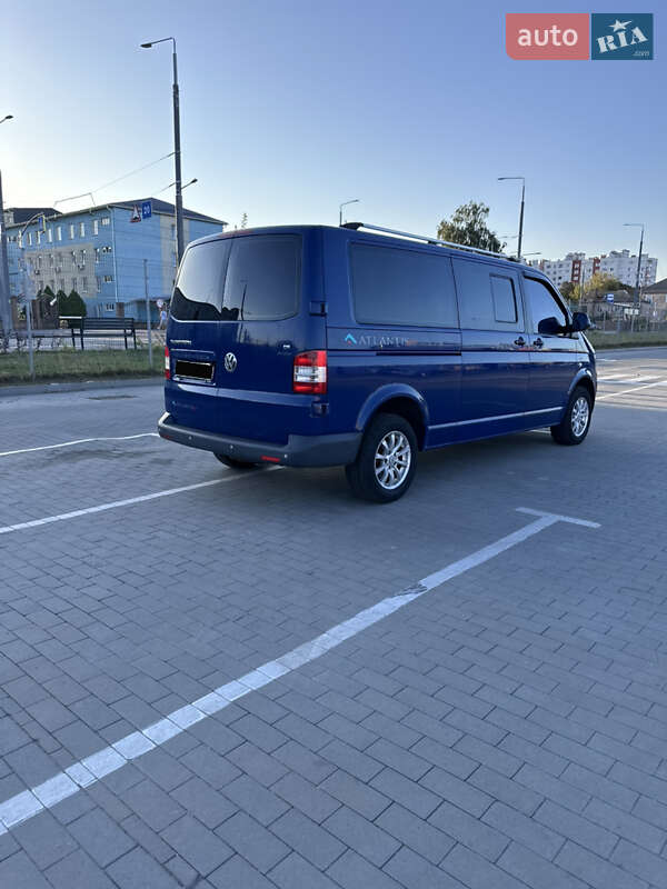 Минивэн Volkswagen Transporter 2010 в Виннице