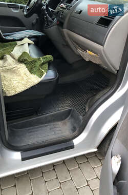 Минивэн Volkswagen Transporter 2008 в 