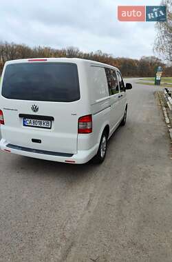 Грузопассажирский фургон Volkswagen Transporter 2011 в 