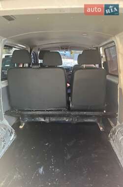 Грузопассажирский фургон Volkswagen Transporter 2011 в 