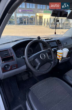 Минивэн Volkswagen Transporter 2005 в 