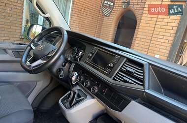 Грузовой фургон Volkswagen Transporter 2020 в 