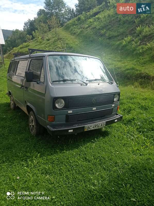 Минивэн Volkswagen Transporter 1988 в Турке