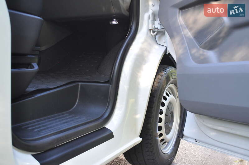 Вантажний фургон Volkswagen Transporter 2020 в Києві фото 55 Вантажний фургон Volkswagen Transporter 2020 в Києві