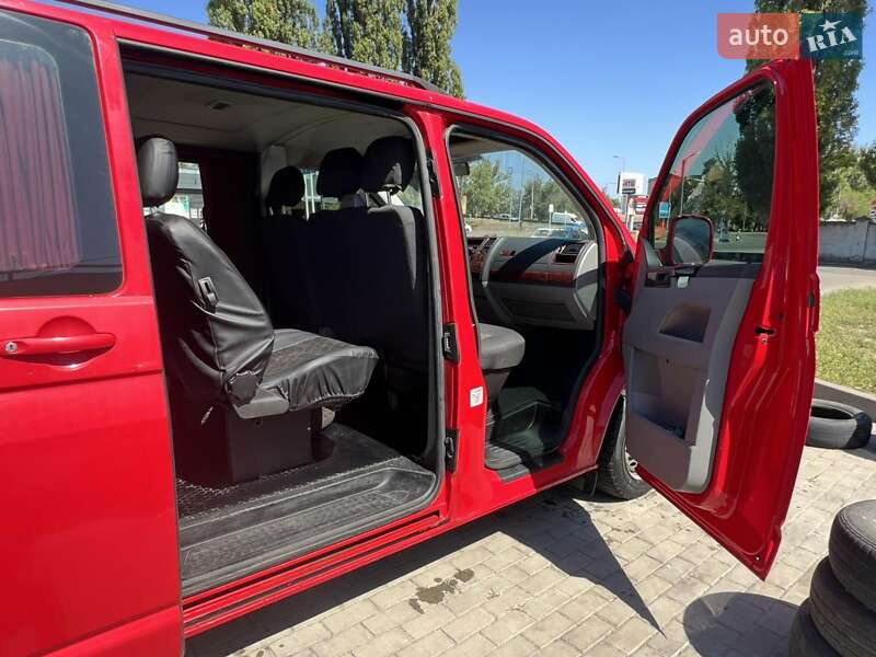 Минивэн Volkswagen Transporter 2009 в Никополе