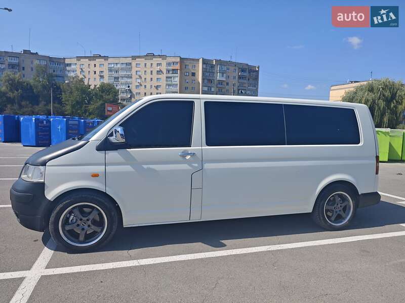 Минивэн Volkswagen Transporter 2005 в Каменец-Подольском
