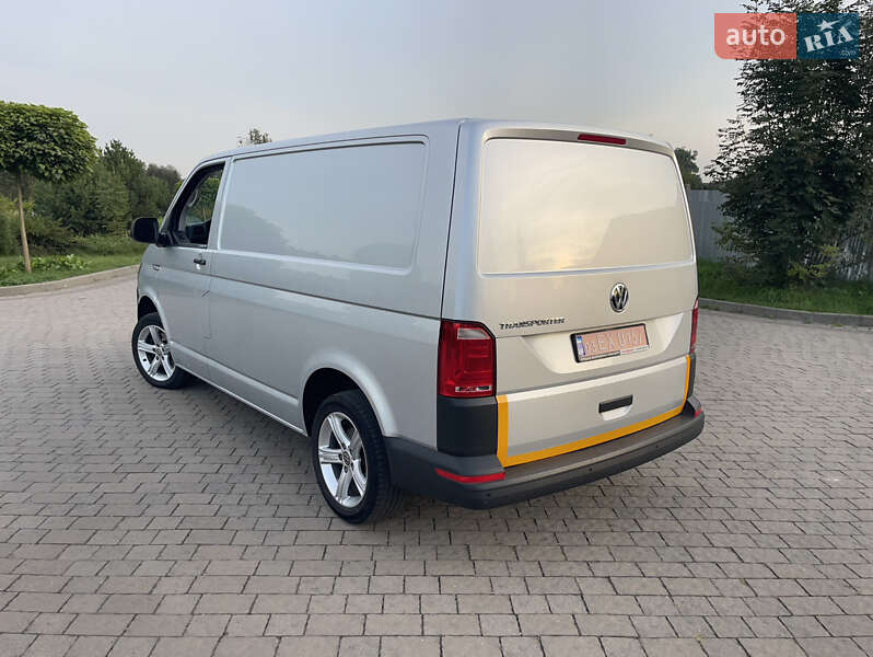 Грузовой фургон Volkswagen Transporter 2019 в Львове