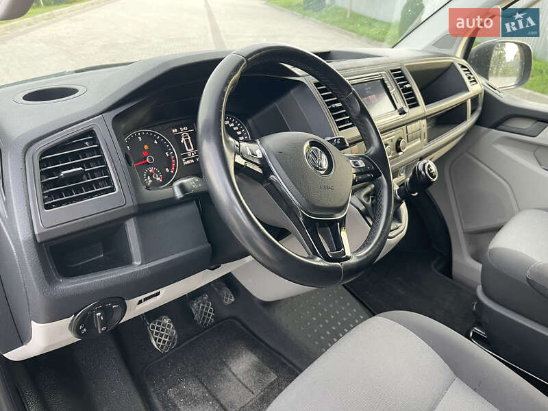 Грузовой фургон Volkswagen Transporter 2019 в Львове