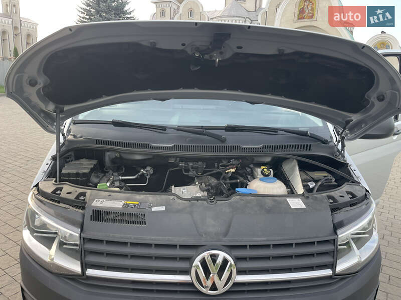 Грузовой фургон Volkswagen Transporter 2019 в Львове
