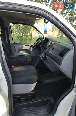 Минивэн Volkswagen Transporter 2008 в 