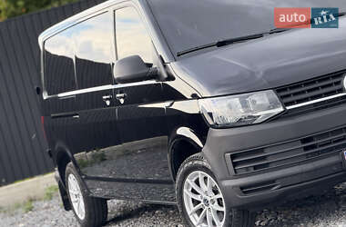 Минивэн Volkswagen Transporter 2019 в 
