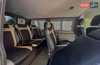 Минивэн Volkswagen Transporter 2009 в 