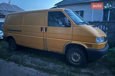 Грузовой фургон Volkswagen Transporter 2002 в Ичне