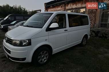 Грузовой фургон Volkswagen Transporter 2011 в 