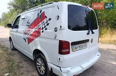 Грузовой фургон Volkswagen Transporter 2004 в 