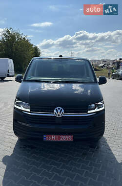 Минивэн Volkswagen Transporter 2021 в 