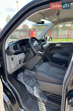 Минивэн Volkswagen Transporter 2021 в 