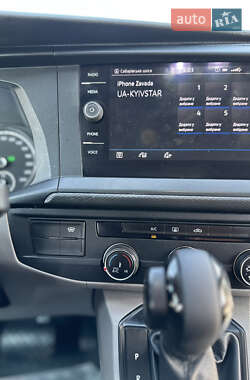 Минивэн Volkswagen Transporter 2021 в 