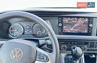 Минивэн Volkswagen Transporter 2021 в 