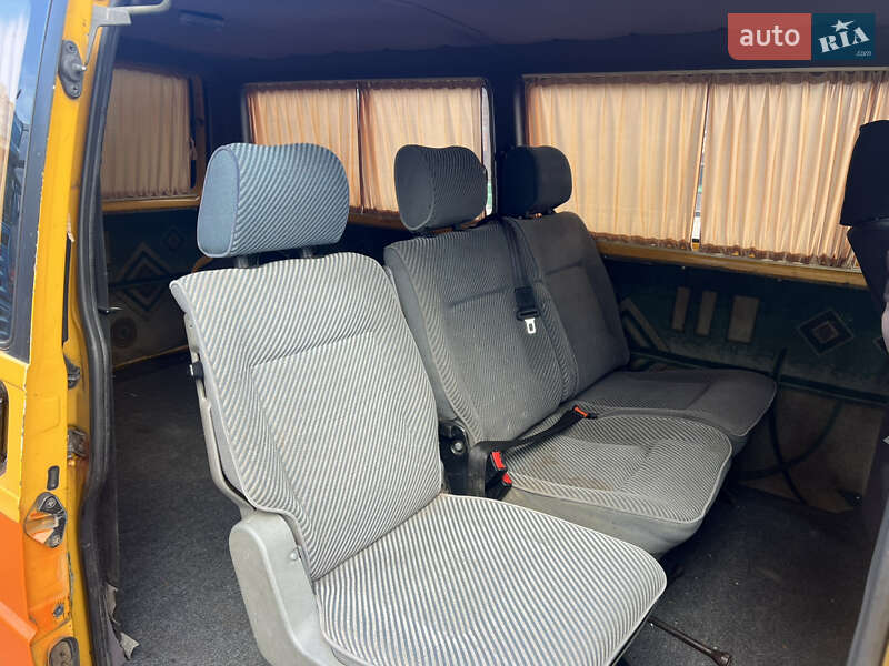 Минивэн Volkswagen Transporter 1996 в Дрогобыче