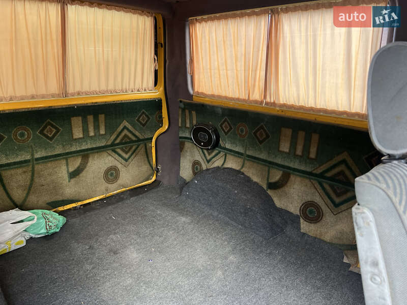 Минивэн Volkswagen Transporter 1996 в Дрогобыче