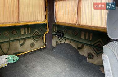 Мінівен Volkswagen Transporter 1996 в 