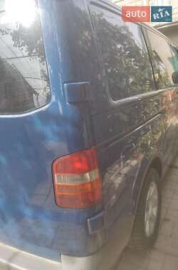 Минивэн Volkswagen Transporter 2005 в 