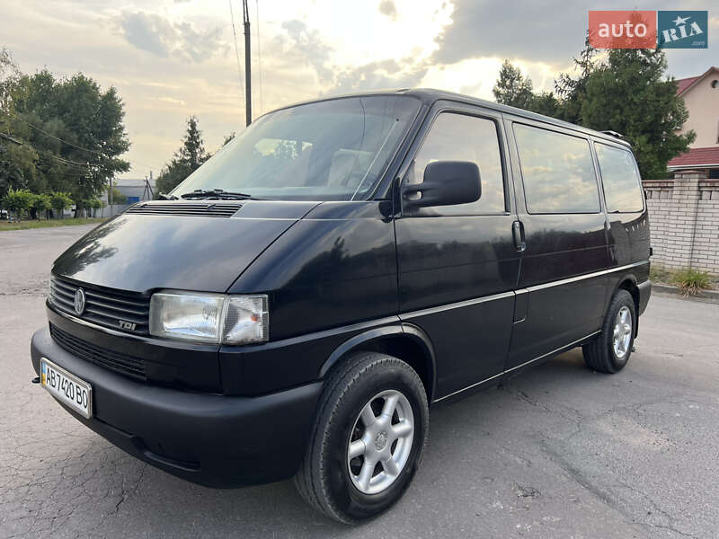 Минивэн Volkswagen Transporter 2000 в 